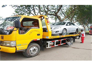新华路附近24小时汽车拖车服务热线