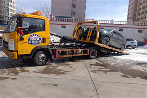 新华路救援拖车费用怎么算